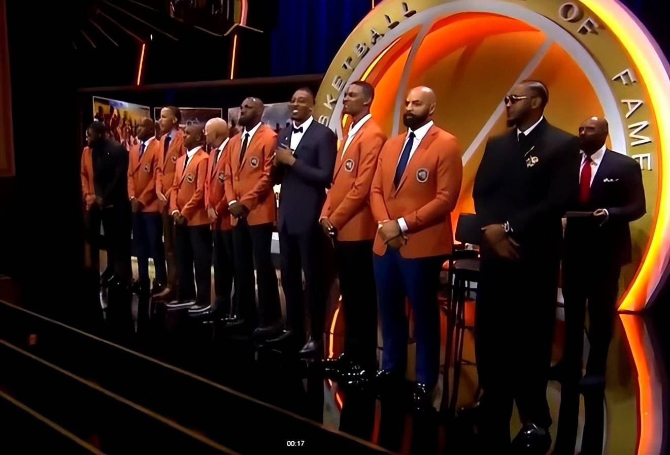 美国男篮碾压国王,保罗统治全场的简单介绍 美国男篮碾压国王,保罗统治全场的简单介绍