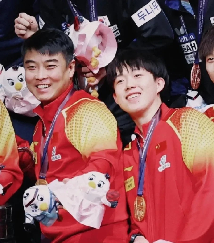 中国乒乓球队横扫比利时乒乓球队,王皓制霸全场 中国乒乓球队横扫比利时乒乓球队,王皓制霸全场