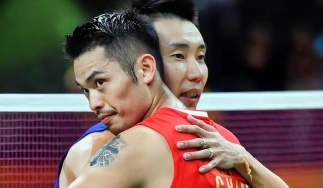 中国羽毛球队横扫印度羽毛球队，林丹统治全场