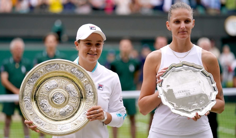 网球再创历史,冠军实至名归的简单介绍 网球再创历史,冠军实至名归的简单介绍