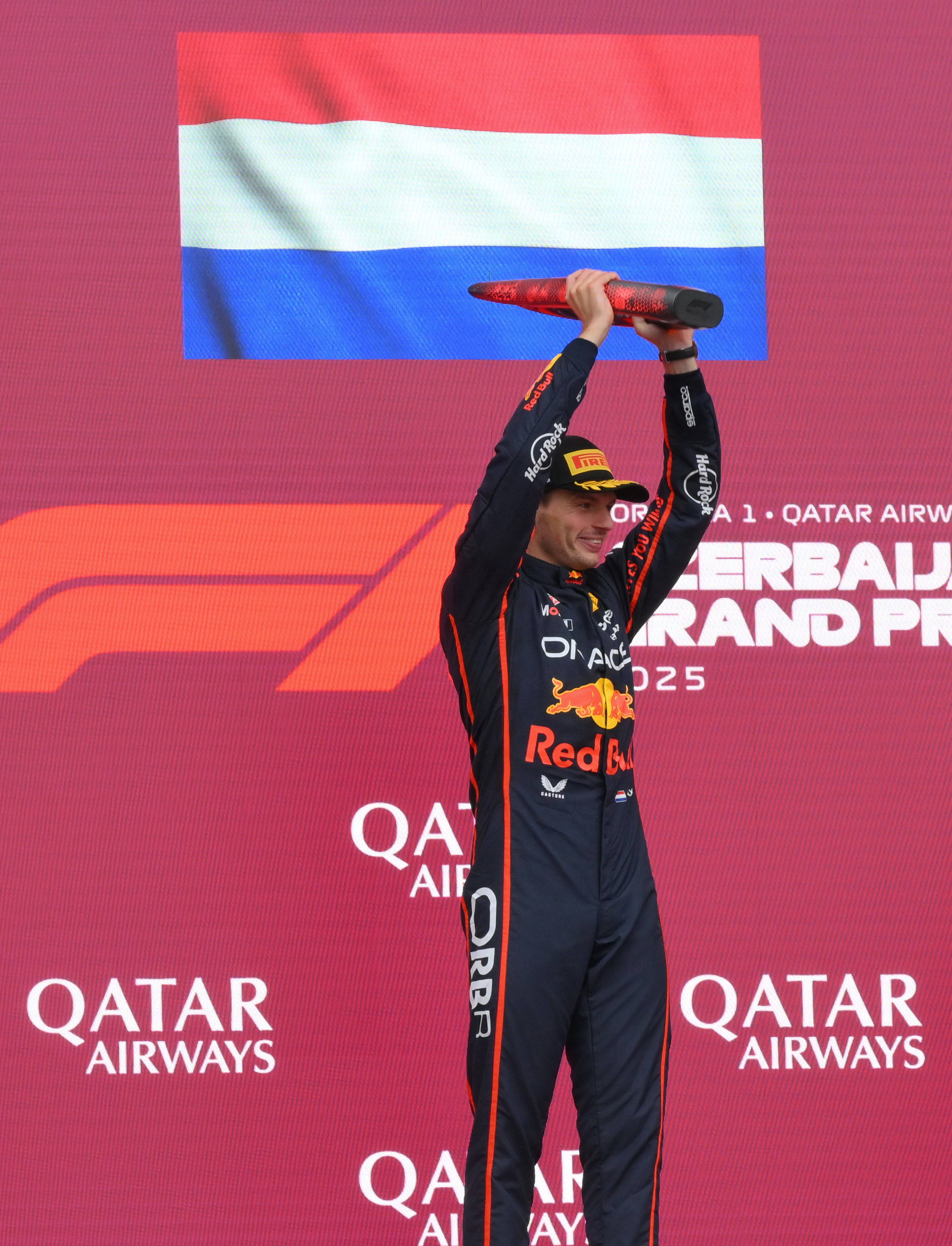 威廉姆斯翻盘红牛车队,塞恩斯扛起全队 威廉姆斯翻盘红牛车队,塞恩斯扛起全队