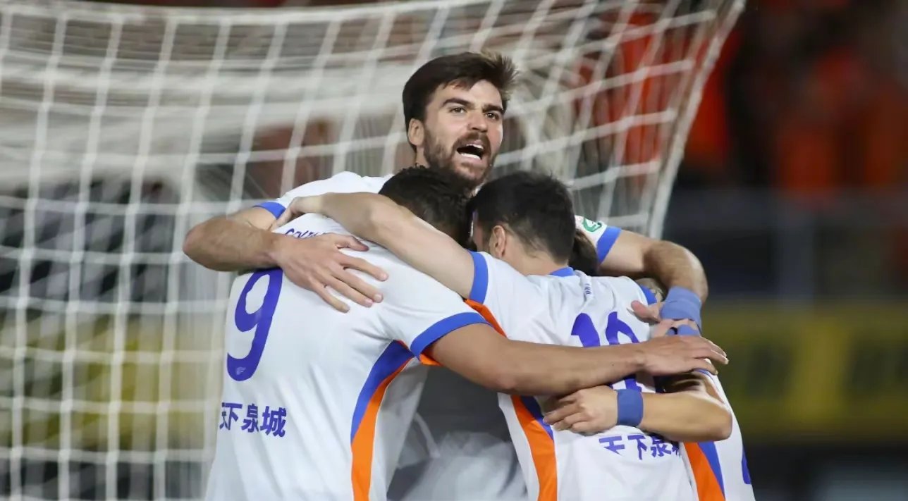 队员纪律问题频现,球队形象大受影响 队员纪律问题频现,球队形象大受影响