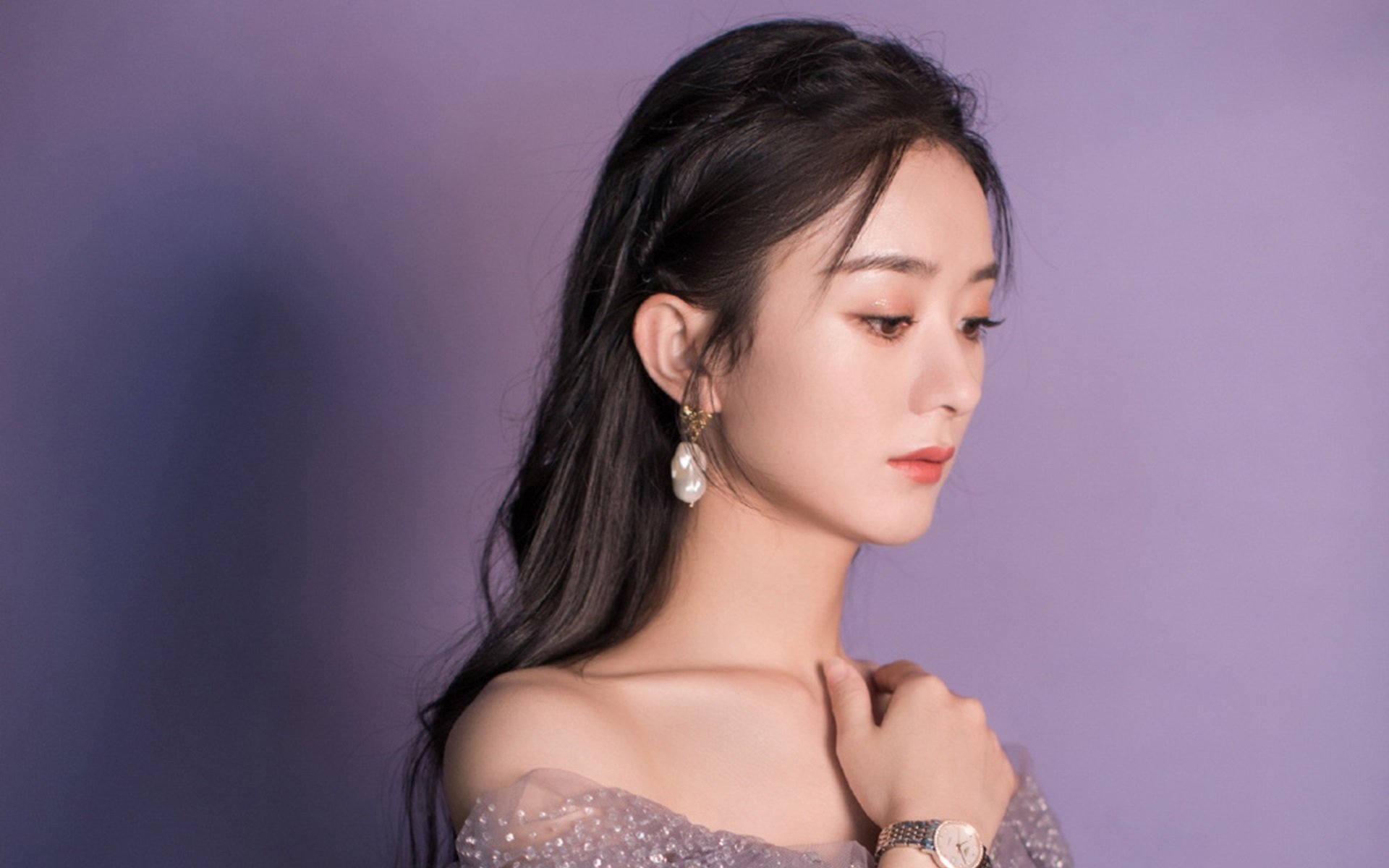 北欧冷焰与桑巴灼阳,绿茵场的冰与火之歌