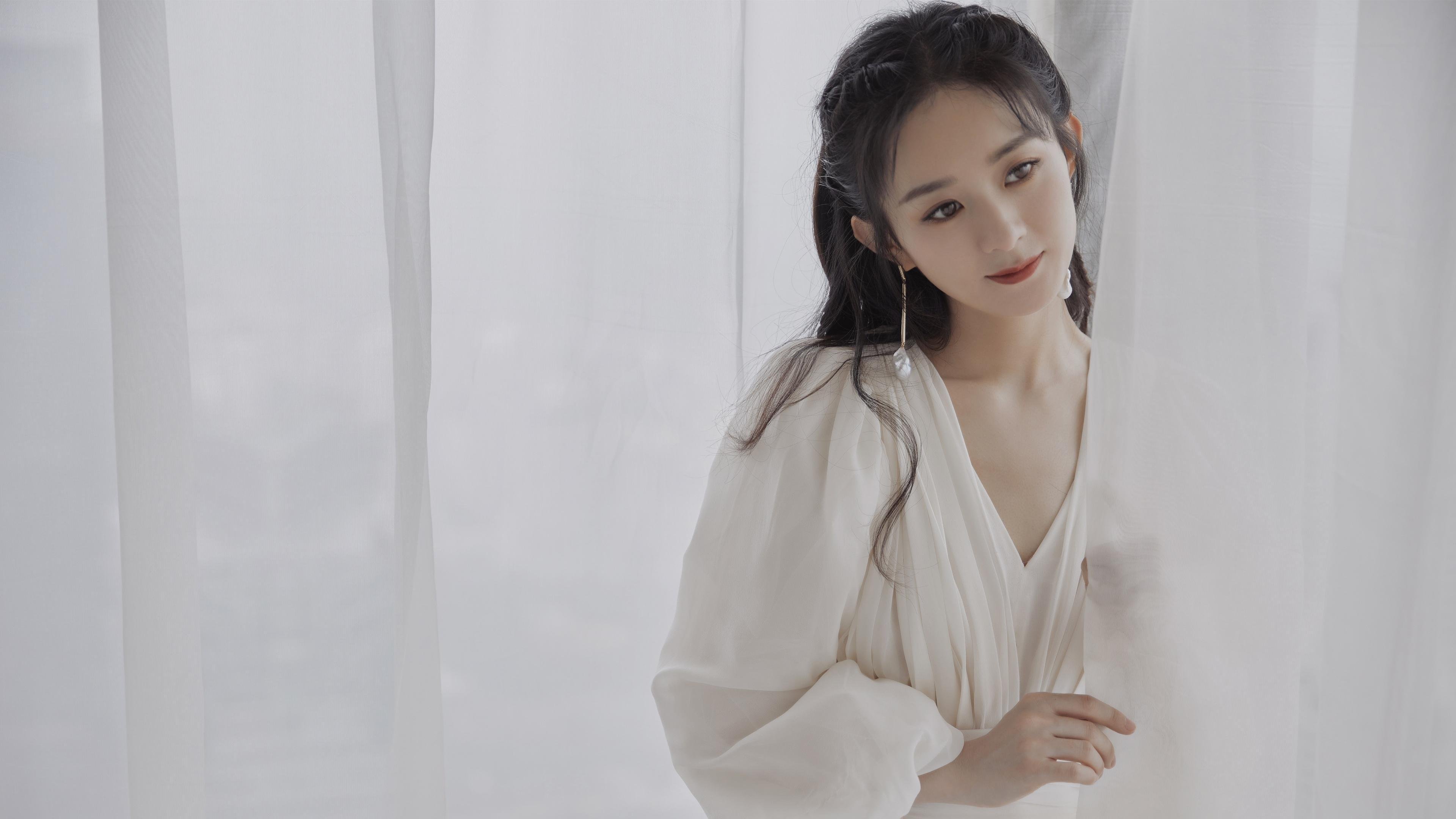 双线焦点，当詹姆斯创下神迹，多特蒙德锁死切尔西的梦幻一夜