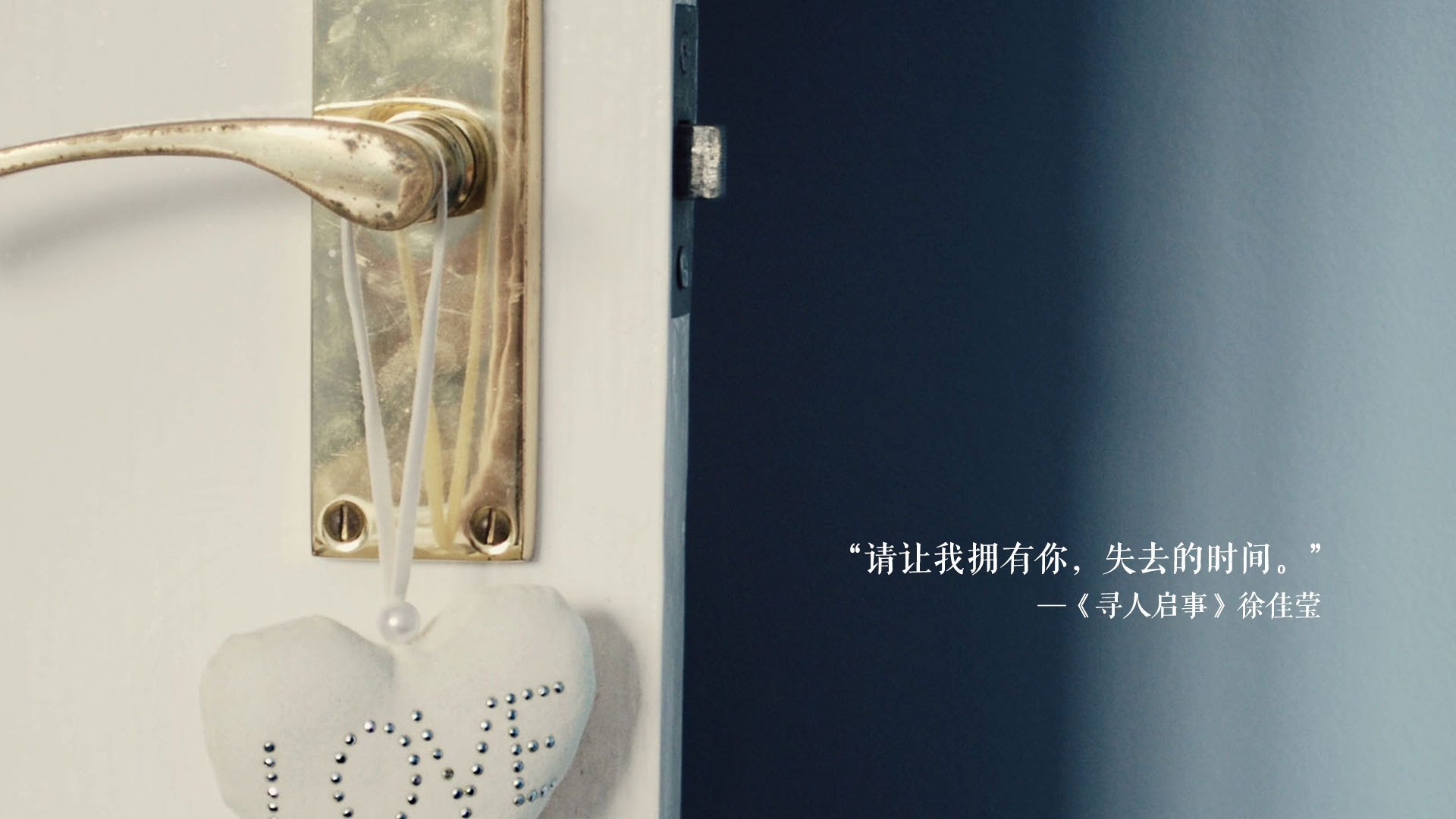 孤注一掷的蓝黄闪电,2026世界杯D组,罗马尼亚如何用防守反击与巴雷拉的致命一击,击碎厄瓜多尔的南美神话